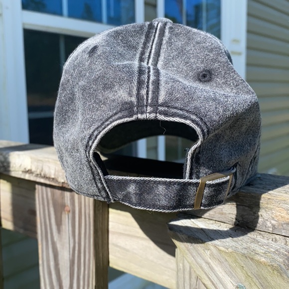 Baseball cap. - Picture 2 of 2